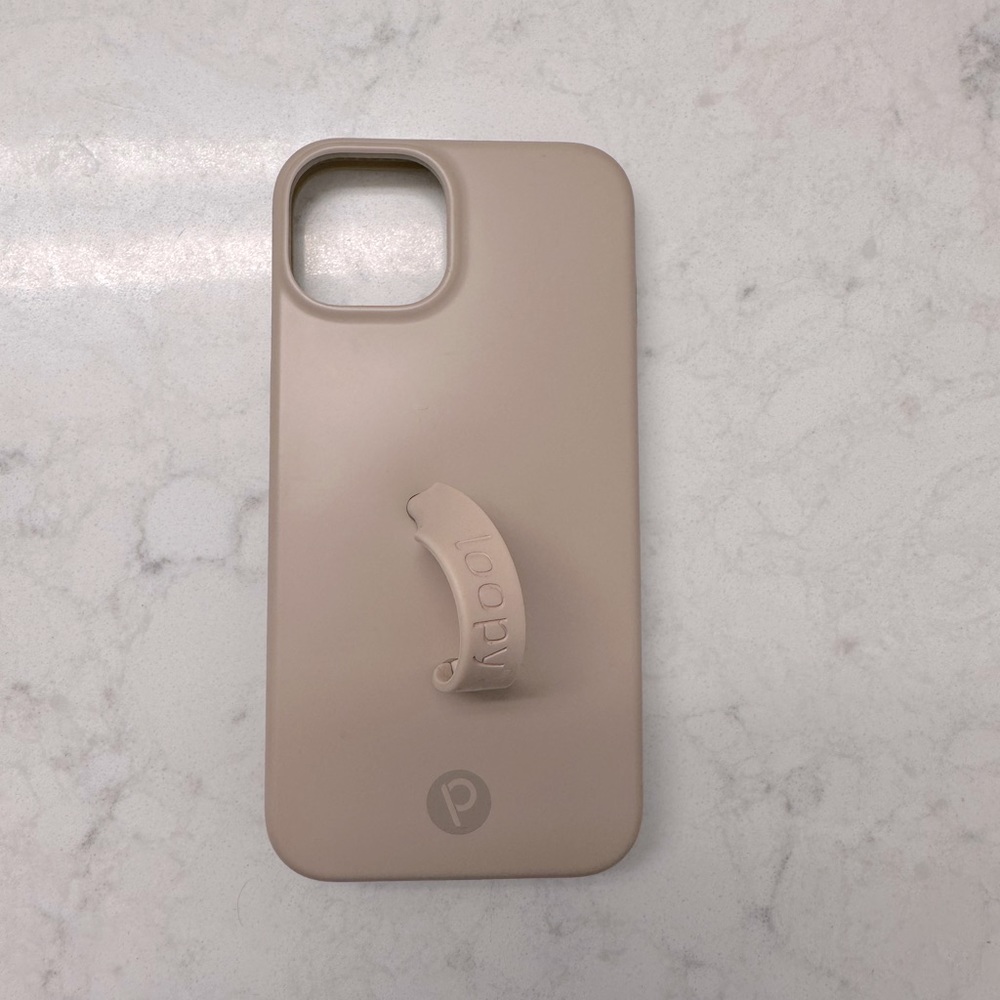 Tan Loopy case. Used a few times, in really good condition!